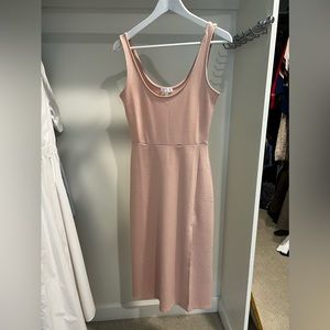 Leith bodycon dress in blush. Size S.